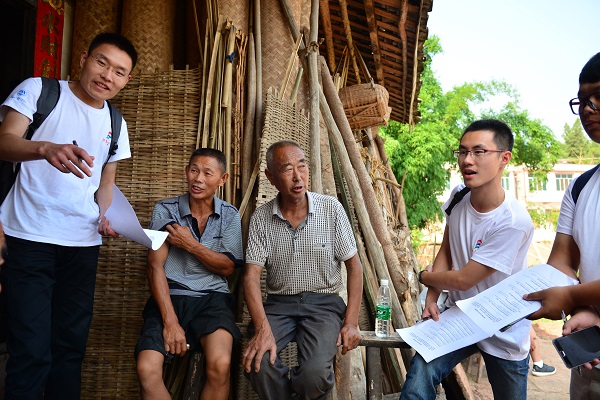 喜报:黄漫
再度荣获2015年全国“三下乡”社会实践活动优秀单位荣誉称号